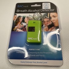 BACtrack Keychain Breathalyzer Portable BAC Alcohol Tester Green bt-kc10-gn