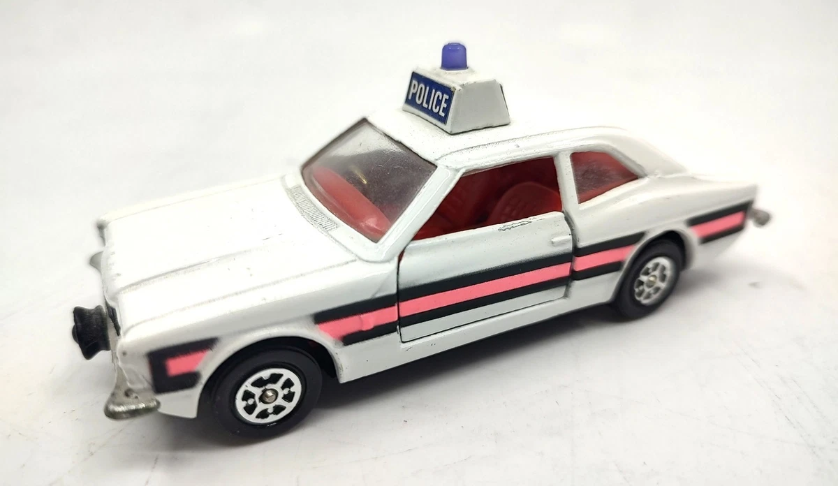 Corgi Whizzwheels Ford Cortina Police 1973 N°402 Boîte Rainbow 1/43