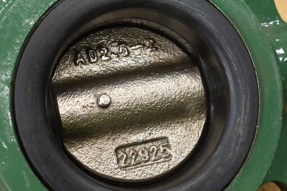 Grúa CI 25, Center Line Series200 2-1/2" Válvula mariposa asentada resistente Foto 4 de 4