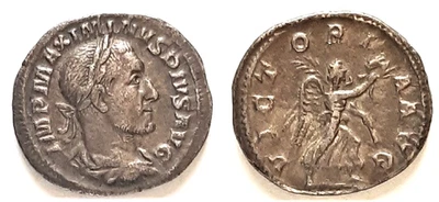 ROME * DENIER de MAXIMIN Ier 235-238 - R / VICTORIA AVG - 2,65gr - ARGENT - Photo 1/3