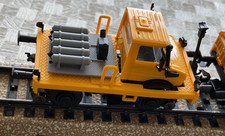 Kibri 14991 H0 Zweiwege UNIMOG GleisBau mit Märklin Turmwagen Drehbar