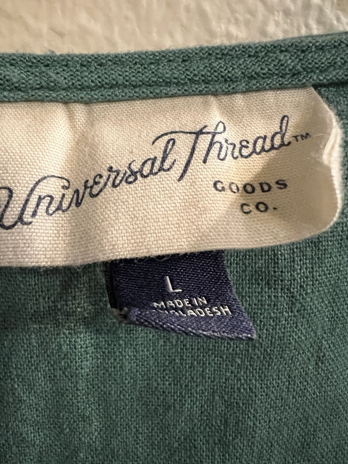 Universal Thread Goods Co Green Tiered V-Neck Flo… - image 2