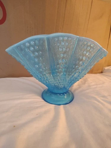 Vintage Fenton Hobnail Opalescent Blue Large Fan Vase, 11" Long