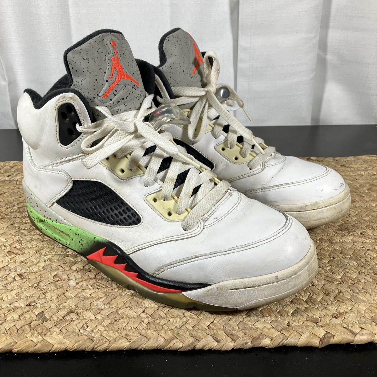 Jordan 5 Retro Pro Star Air Jordan 5 Space Jam Pro Stars Sneaker Review On Feet +  main image 2