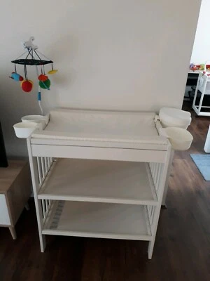changing table gumtree