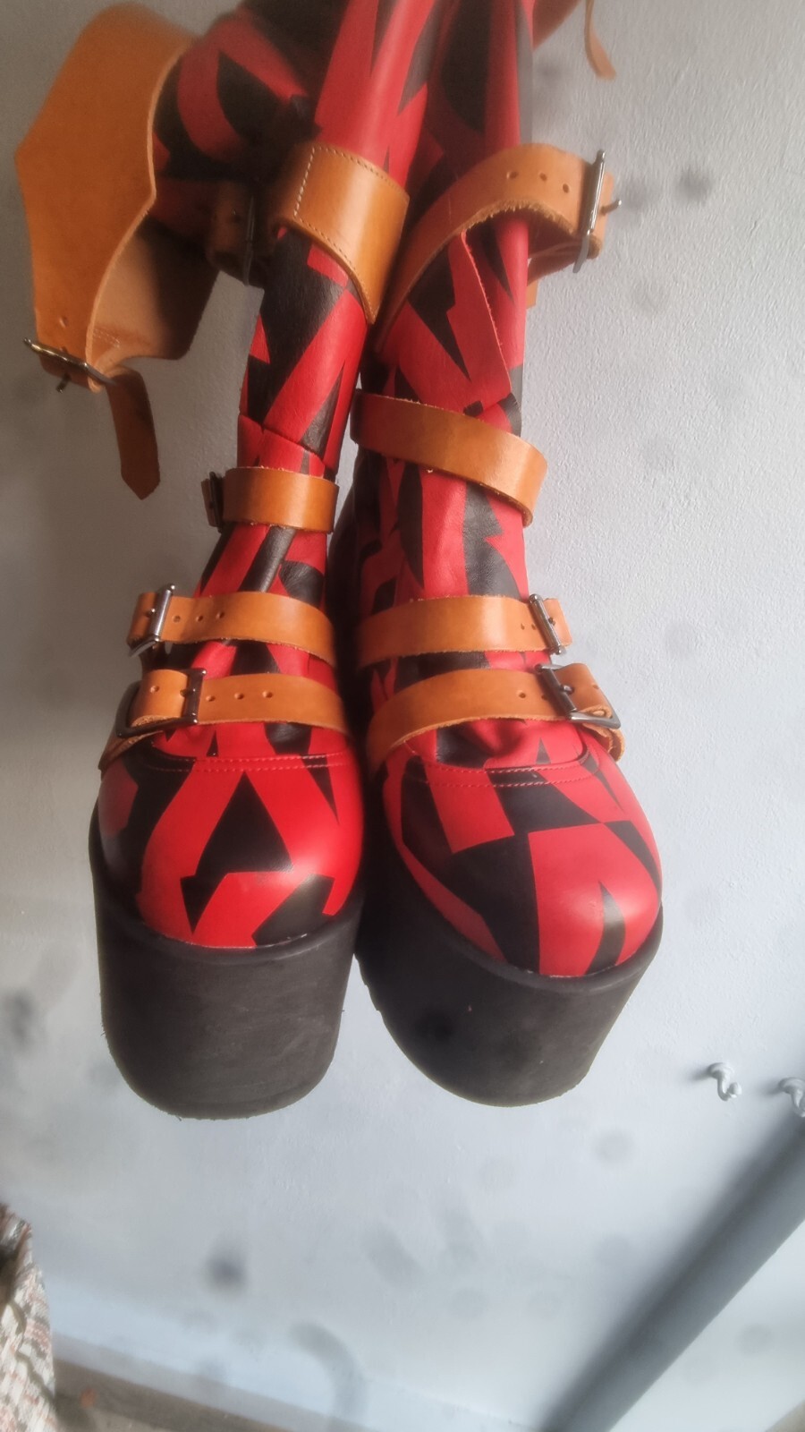 Foto 10 di 24