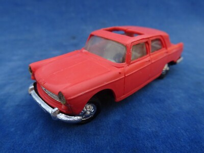 SYMPA Nice RARE TOP ! NOREV 1:43 PEUGEOT 404 FAMILIALE N° 28
