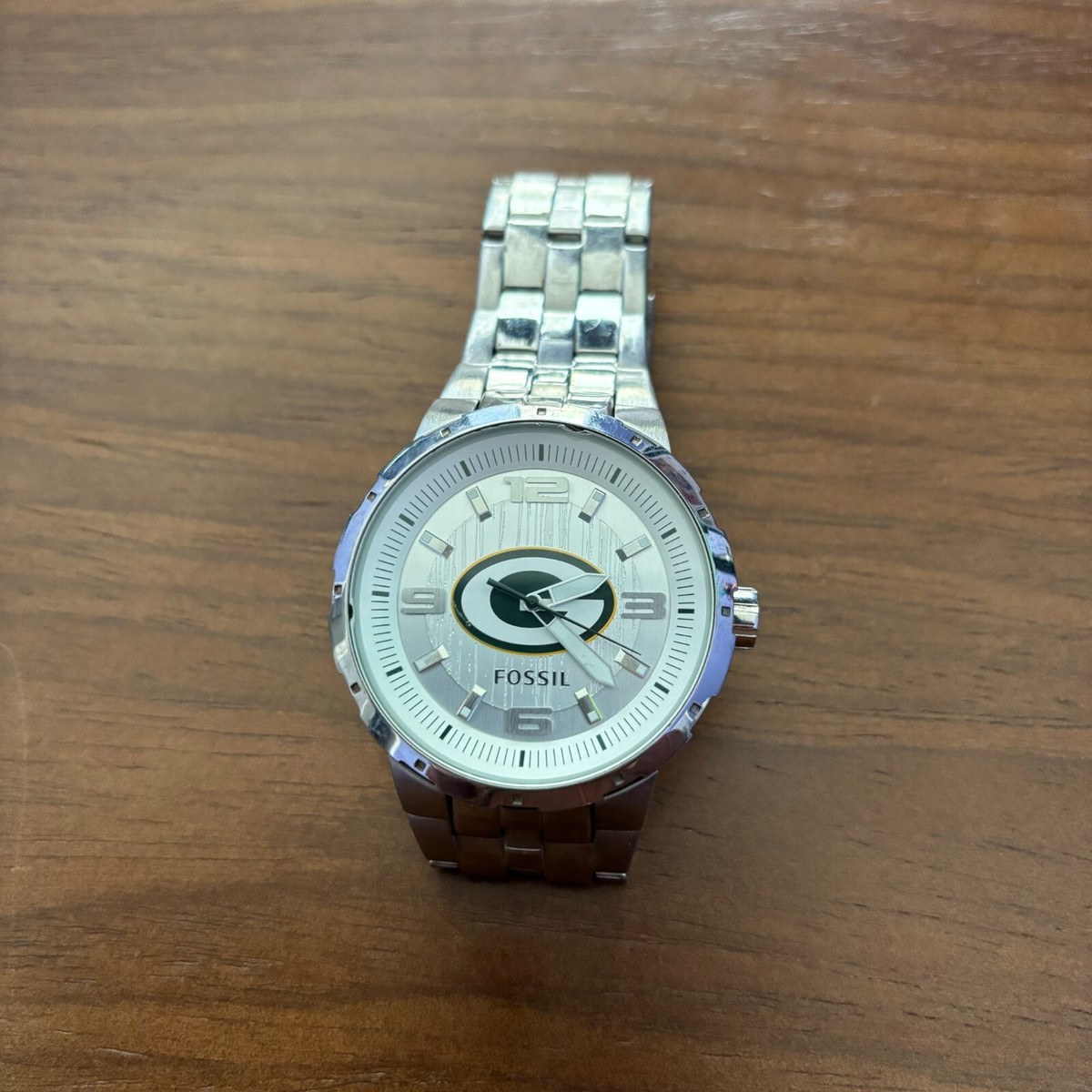 Green Bay Packers Watch Fossil Mens Wristwatch Three Hand Silver Large Logo  NFL