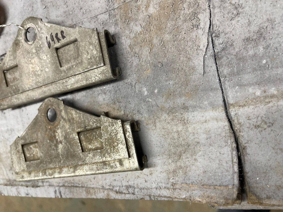 1969 Dodge зарядное устройство передней двери маленький двери треки B-корпус удивительный OEM оригиналы A ++ - Изображение 3 из 4