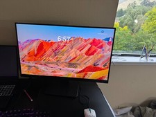 gaming monitor 180hz 1ms 1080p AOC Sleek Black color, slightly used.