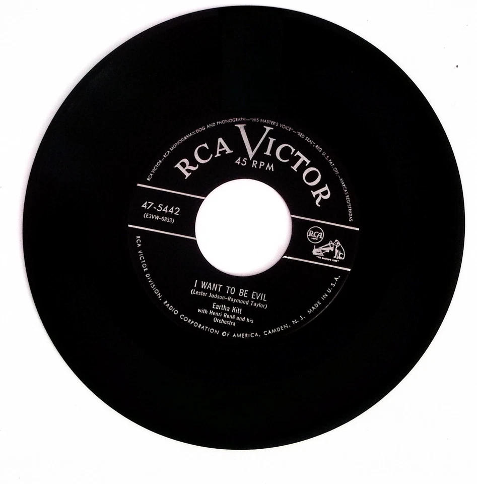 EARTHA KITT I WANT TO BE EVIL/ANNIE DOESN'T LIVE HERE ANY MORE VINYL 45 71-93 Foto 2 de 3