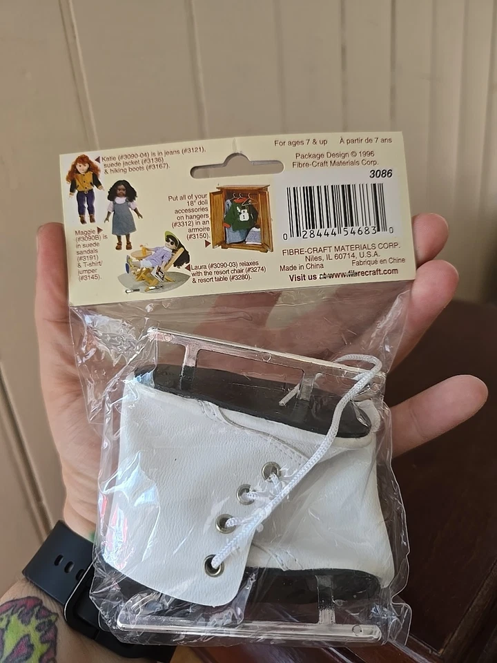 Zapatos de muñeca Springfield Collection patines de hielo vintage 3086 para muñecas de 18" Foto 2 de 3