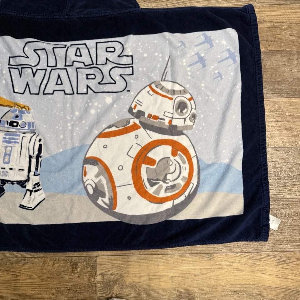 Pottery Barn kids 星球大战 C-3PO R2D2 连帽毛巾 29 英寸 x 47 英寸 — 第 3/4 张图片