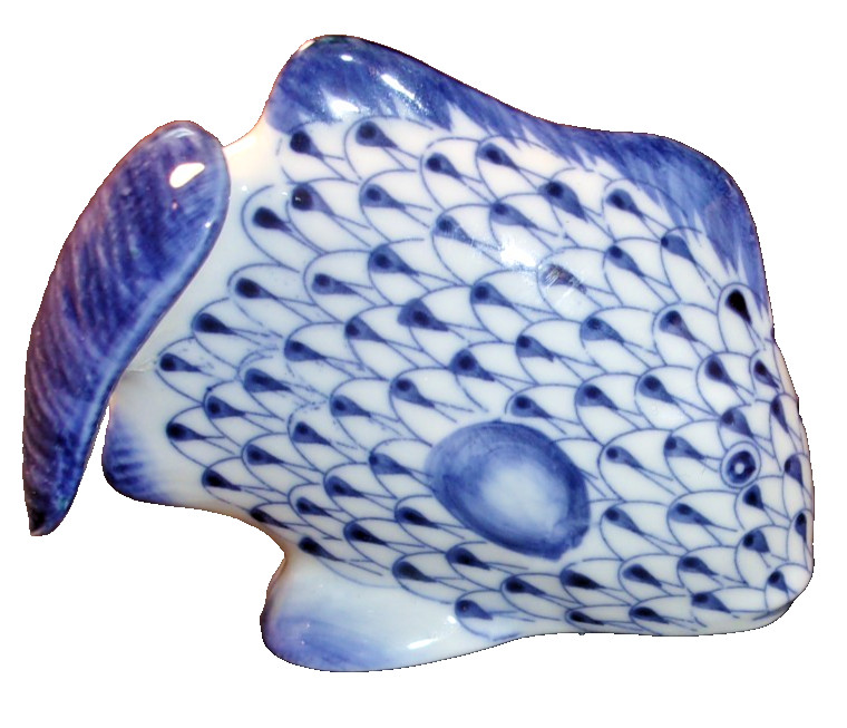 Andrea By Sadek Blue Hand Painted Fishnet Porcelain Fish Ocean/Nautical Figurine