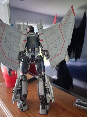 Transformers Blitzwing Bumblebee DLX Scale Collectible Figure 3A