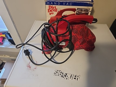 #ad Dirt Devil 103 Hand Held Vacuum Cleaner Red $32.00