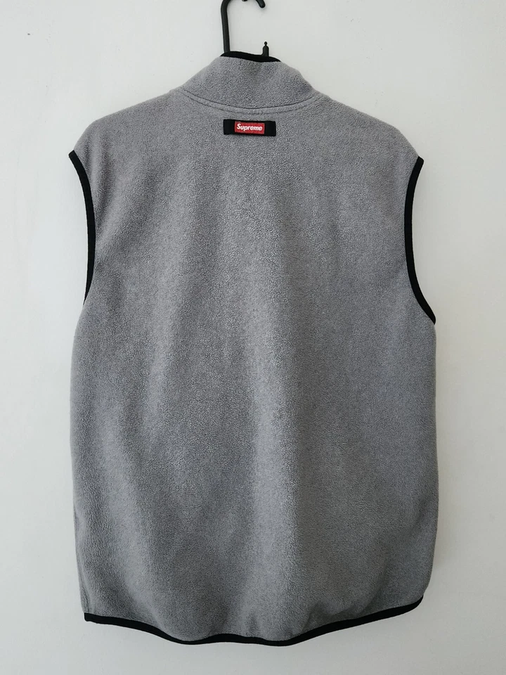FW15 Supreme Polartec vest Size XL Grey Gilet Fleece - Image 2 of 4