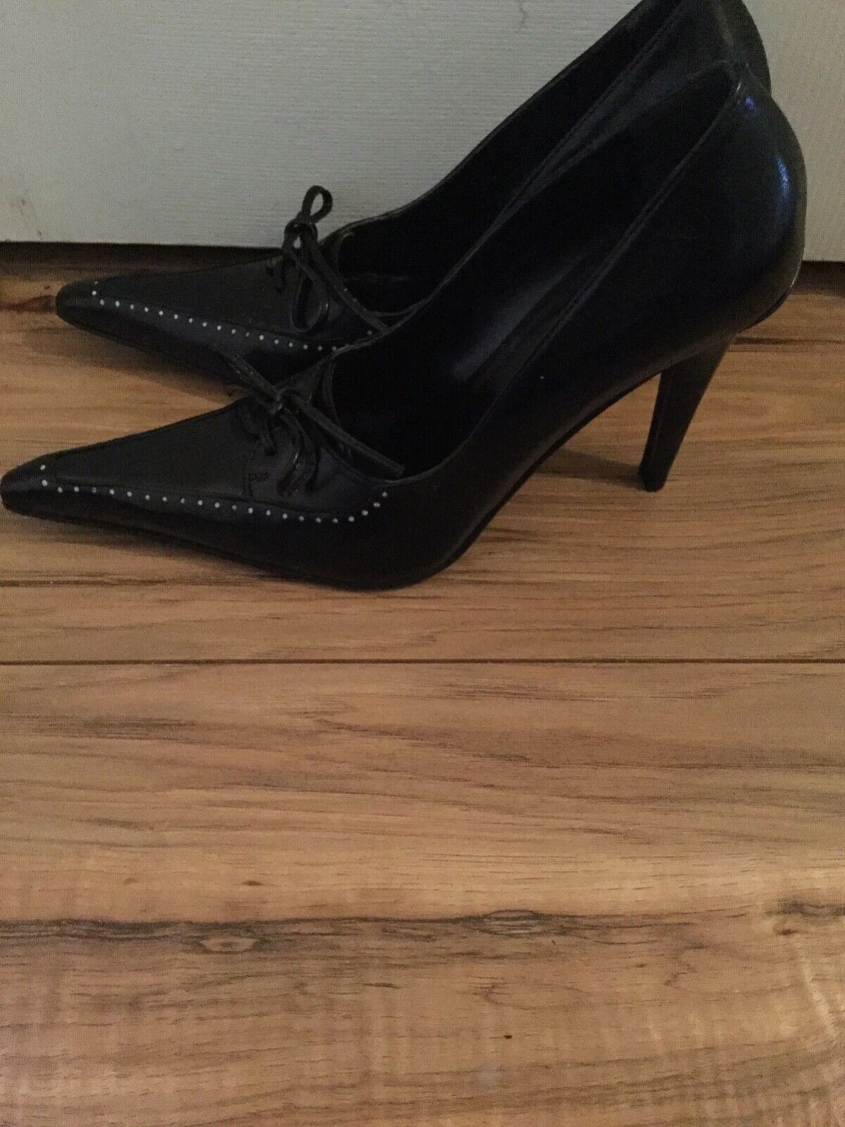 Picture 4 of 5