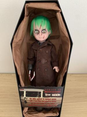 MEZCO TOYZ Living Dead Dolls Serie 17 The Hook Horror 27 cm gebraucht