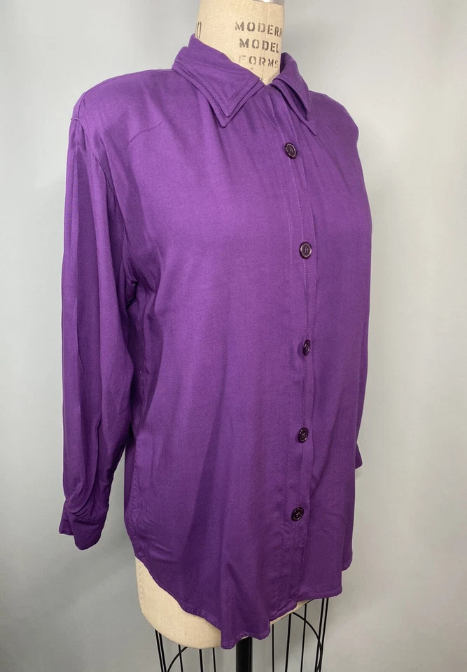 Blusa Vintage Top TAMANHO MÉDIO Roxo Rayon Botão TOP SKETCHES ANOS 80 90 OMBRO - Imagem 3 de 4