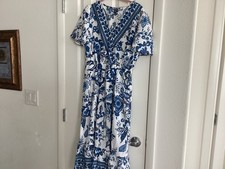 Shein Women's Blue Floral Print Dress size M nwot