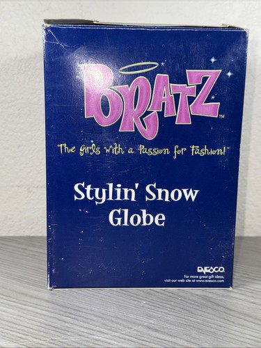 Rare BRATZ STYLIN' Musical SNOW Glitter GLOBE. “We Wish You A Merry Christmas” - Picture 4 of 5
