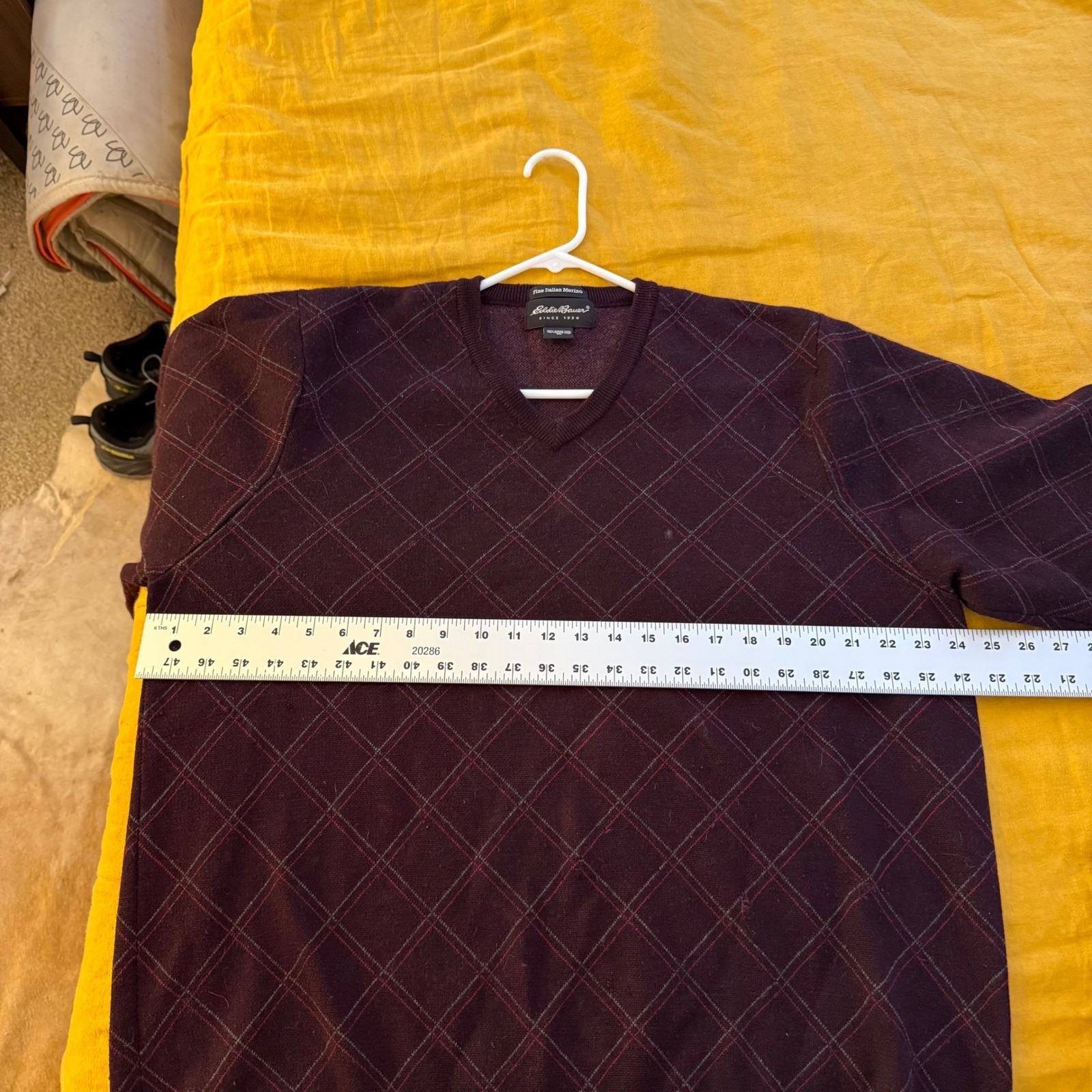 Eddie Bauer Mens V Neck Argyle Sweater Burgundy Fine Italian Merino Wool XL image 6