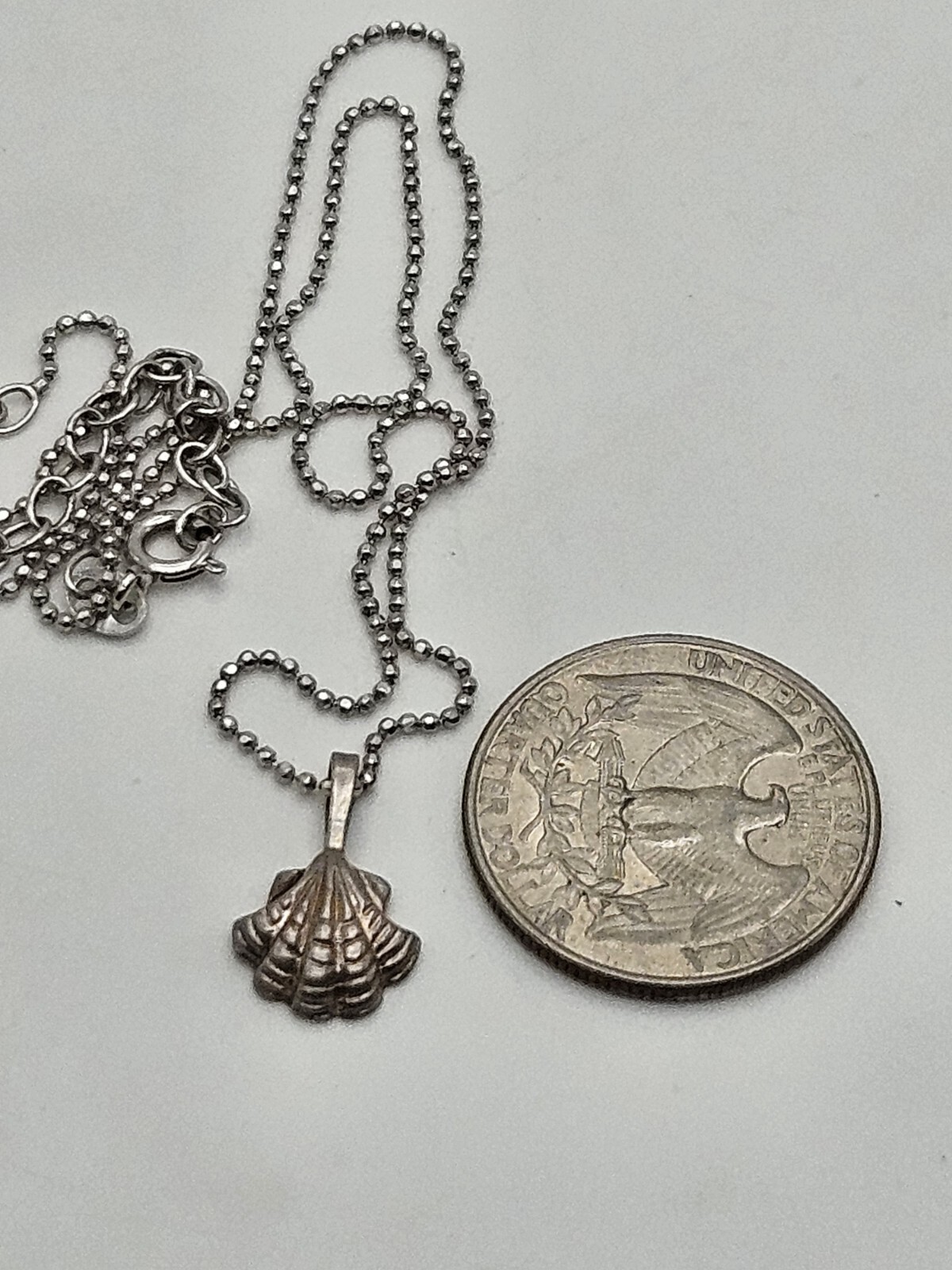 Vintage Sterling Silver Seashell Tiny Pendant Nec… - image 5