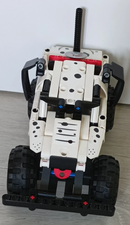 LEGO Technic 42150 Monster Jam Monster Mutt Dalmatian, photo 2 sur 5