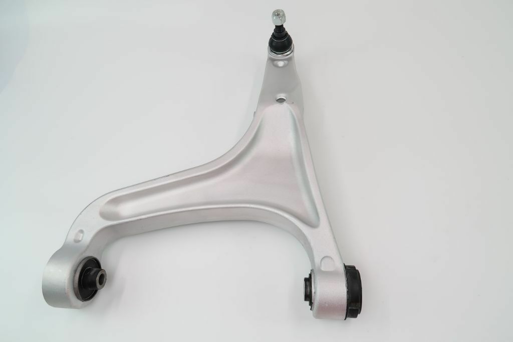 Maserati Ghibli Quattroporte left front lower & upper control arms #1074