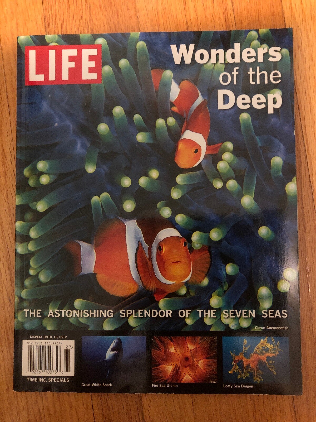 Magazine LIFE Wonders Of The Deep