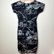 eShakti Dress Size Small-4 Black White Graphic Landscape Print Crepe Knee Length