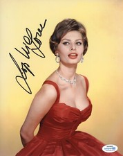 Sophia Loren Sexy Autographed Signed 8x10 Photo ACOA