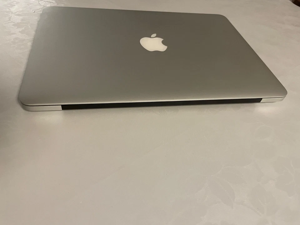 Apple MacBook Pro Retina A1502 (13,3 Zoll) 1 TB SSD 2,6 GHz - Bild 4 von 4