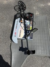 Minelab Equinox 800 Waterproof Metal Detector with Accessories