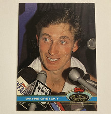 Topps Stadium Club Wayne Gretzky Los Angeles Kings Rookie Card #1 1991-92. rookie card picture