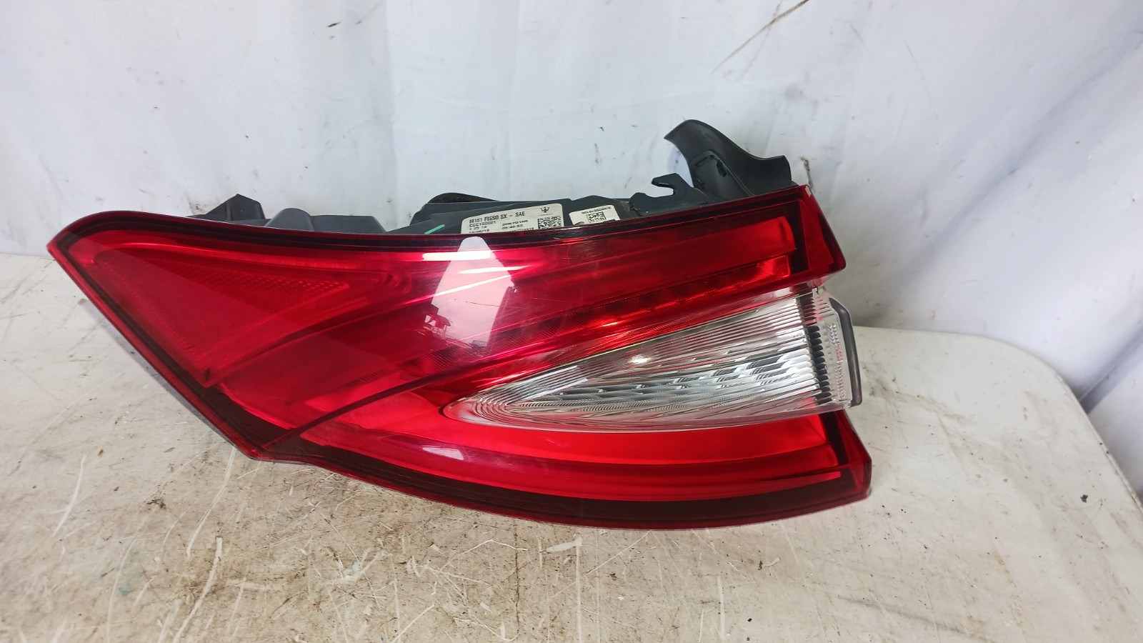 Maserati Levante 2017-2020 Rear Left Outer Tail light