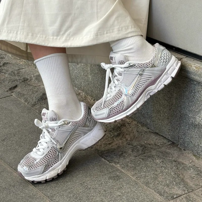 Nike Zoom Vomero Vast Grey On Feet Nike Vomero