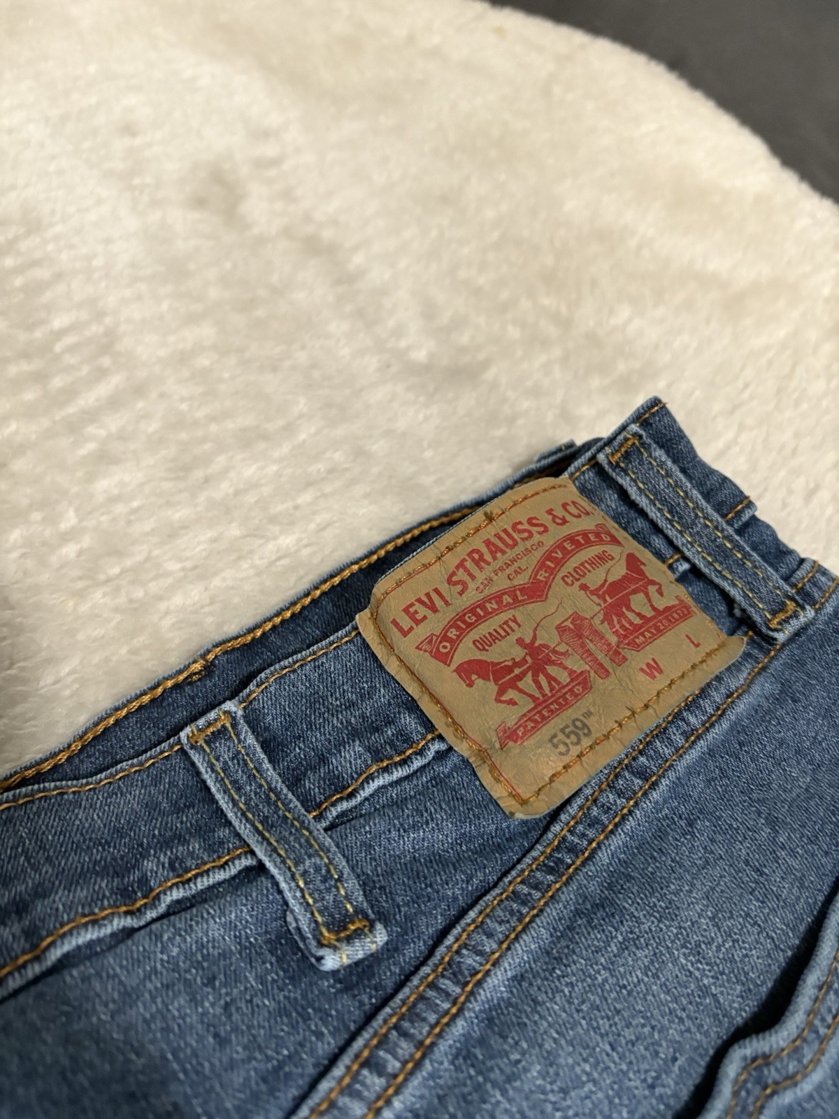 Levis 559 Mens Relaxed Straight Leg Blue Denim Jeans Size 42x35 Pants thumbnail 4