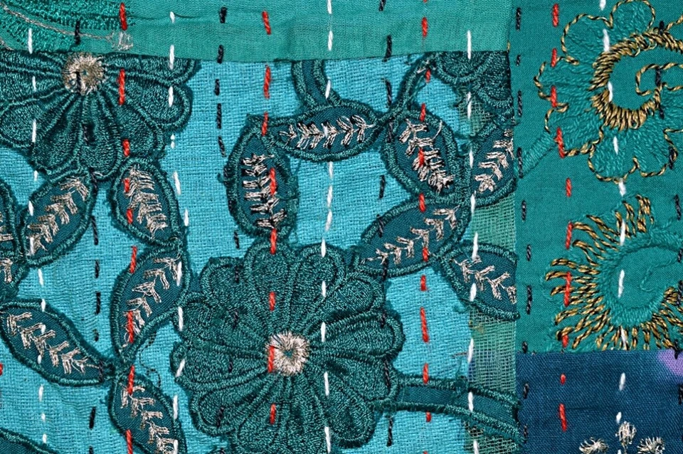 Colcha de algodón Kantha vintage india retazos manta Ralli Gudari Foto 3 de 4