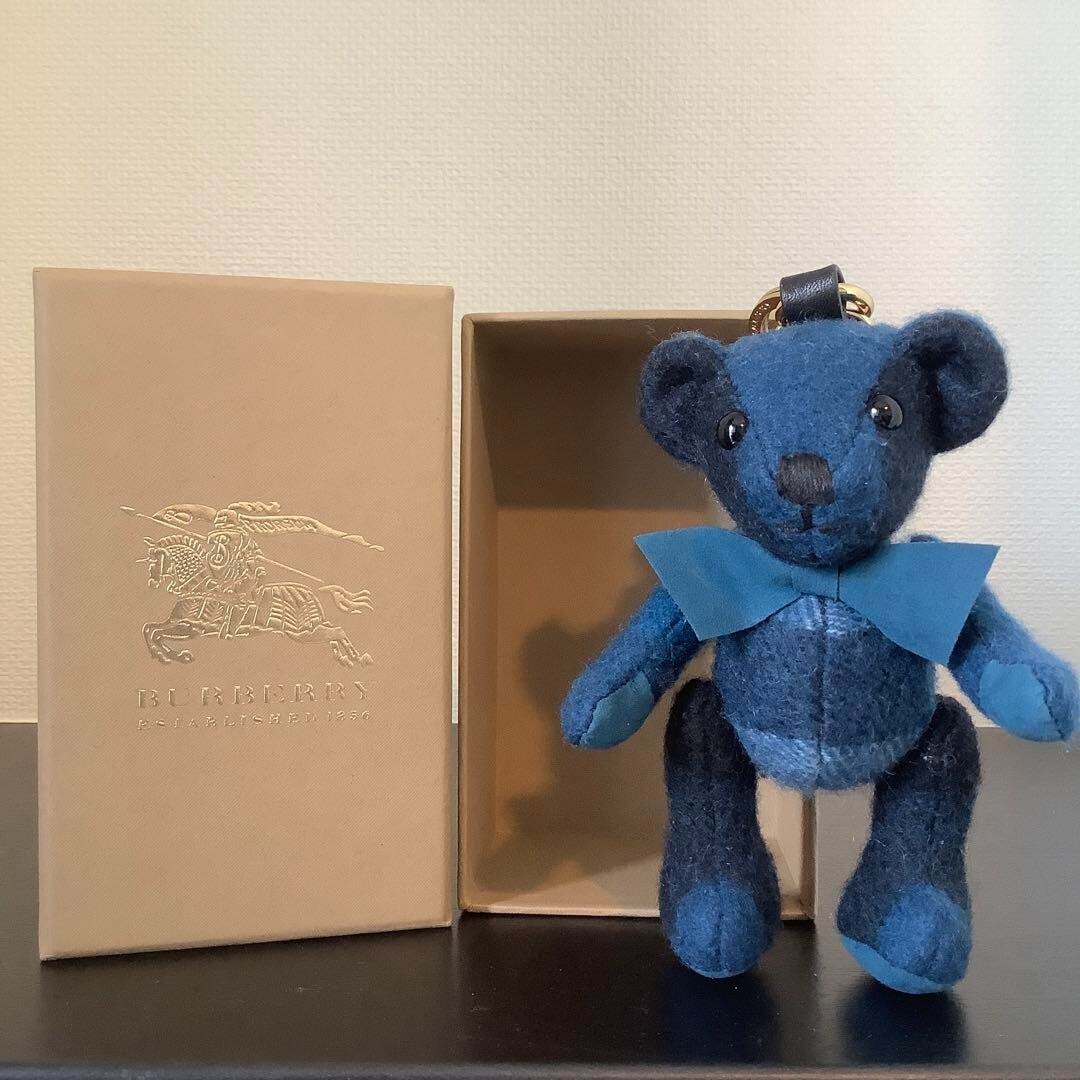 【関税&送料込み】Burberry Keychains Burberry Thomas Bear Blue Bag Charm Key Ring Keychain Unused