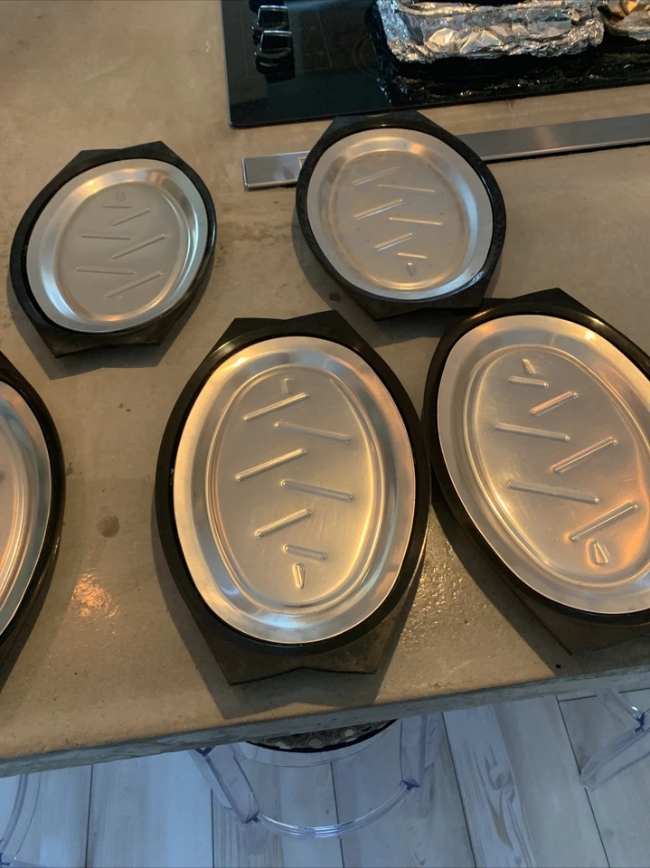 Nordic Ware Nº 20810 Soporte para Plato Platos de Carne Lote de 7 Aluminio Baquelita Foto 2 de 4