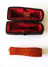 FUME - CIGARETTE /CIGARE  Ambre ou bakélite ? Paris vers 1900  Marque WDC