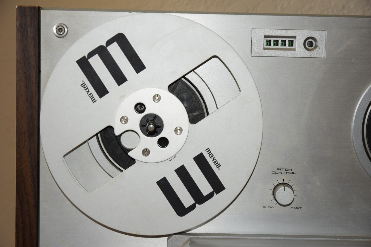 Akai GX-266 II Reel To Reel STEREO Open reel tape deck Akai GX-266 II Reel To Reel STEREO Open reel tape deck