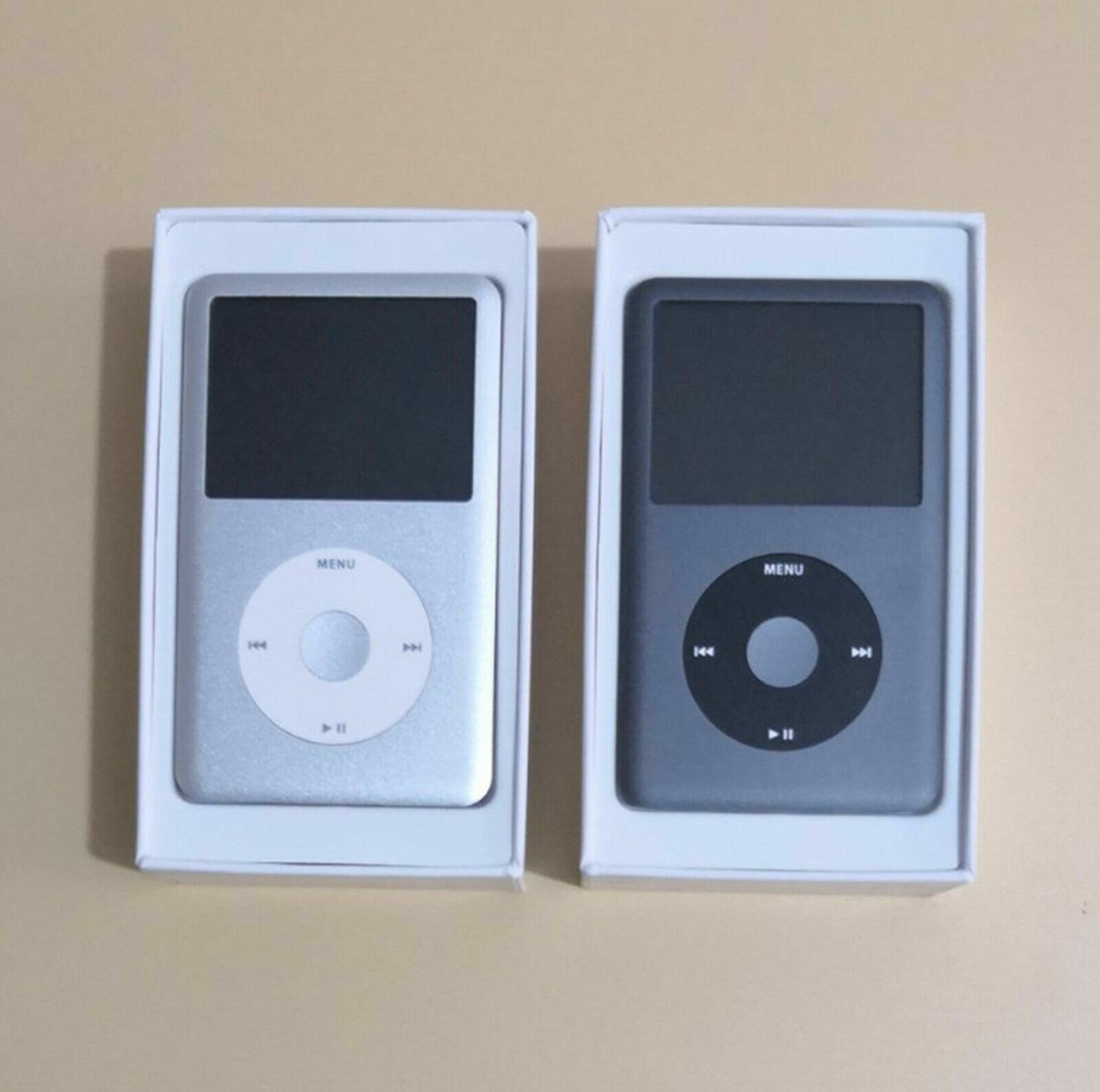 NEW, Apple iPod Classic 7th Generation 120GB Black Silver