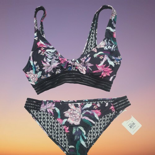 NWT Body Glove Seaview May/Surf Rider Collection  Size Large MSRP $114