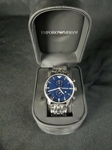 ar1648 armani watch