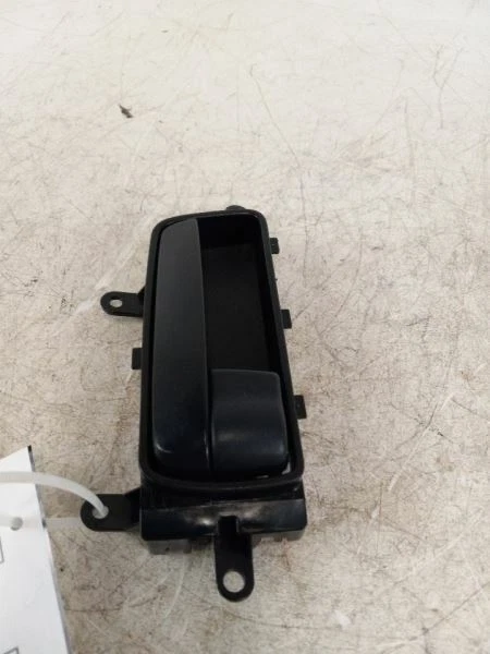 Nissan Sentra 2010 manija de puerta interior delantera derecha Foto 3 de 4