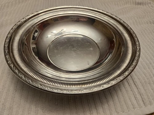 Reed & Barton Sterling Silver (.925) Bowl 102g Decorative Rim. NO RESERVE