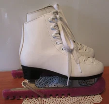 Girls White Cascade Lake Placid Ice Skates Size 2 & Blade Protectors